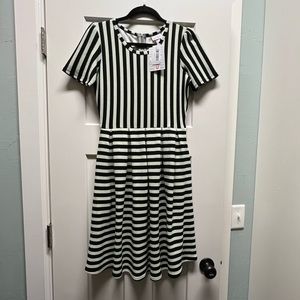 Brand New Size Small Black and White Amelia Dress- Lularoe
